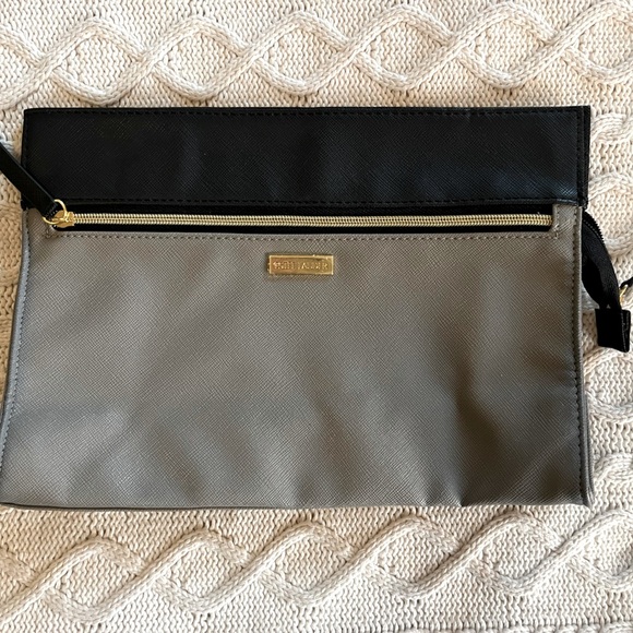 Estée Lauder Cosmetic Makeup Bag, Like New! Gray & black, Gold Zipper - Picture 1 of 12